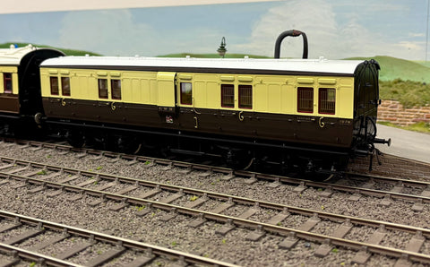 GWR K14/15 Passenger brake van<h4> £1050 inc VAT | </h4>page updated 30/012/2025